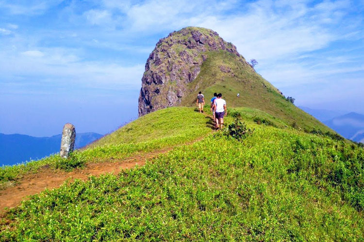 Sasya Kashi Kudremuka Peak Ettina Bhuja Peak